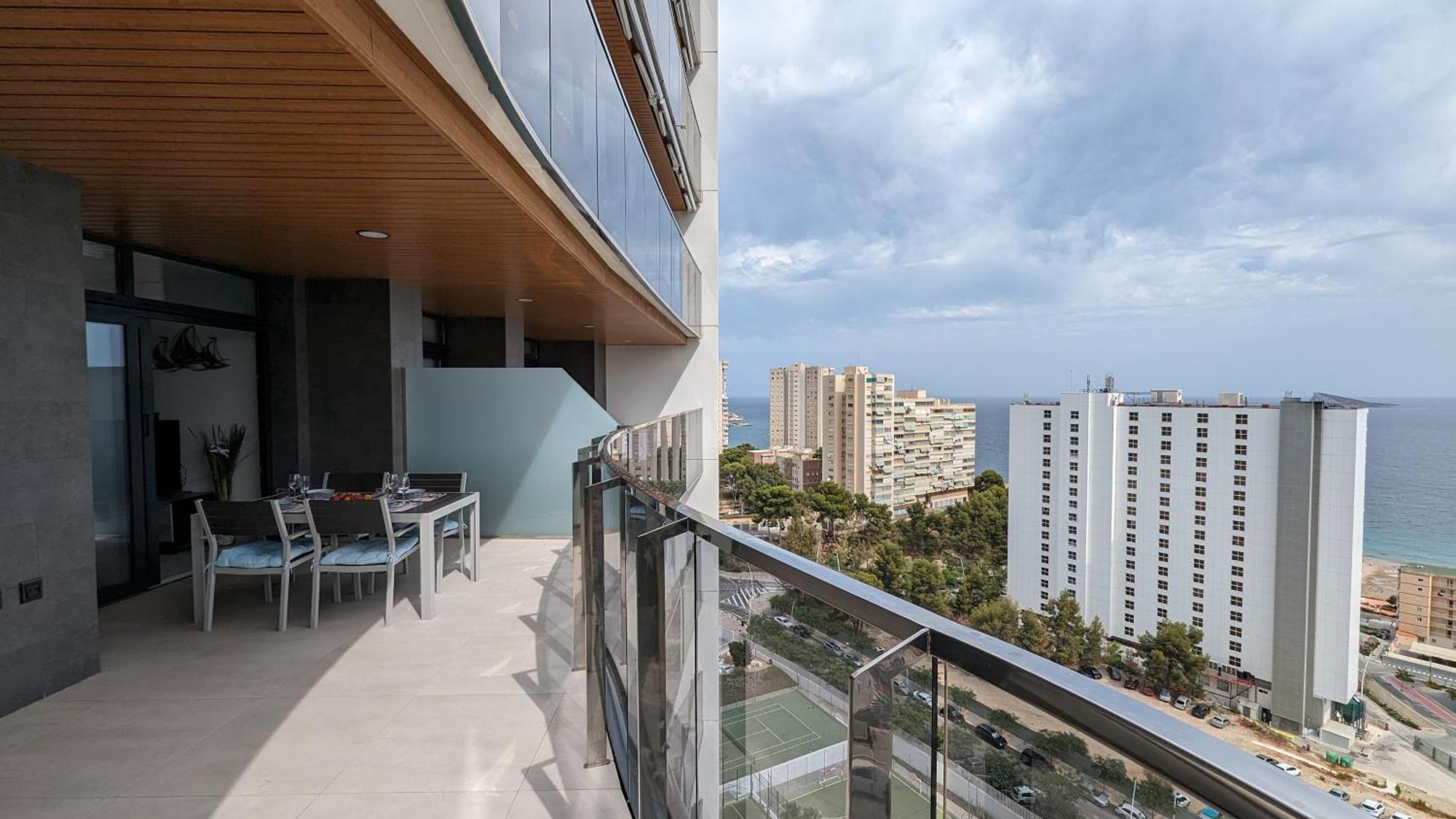 Sunset Waves Sea View Apartments Benidorm Exterior photo